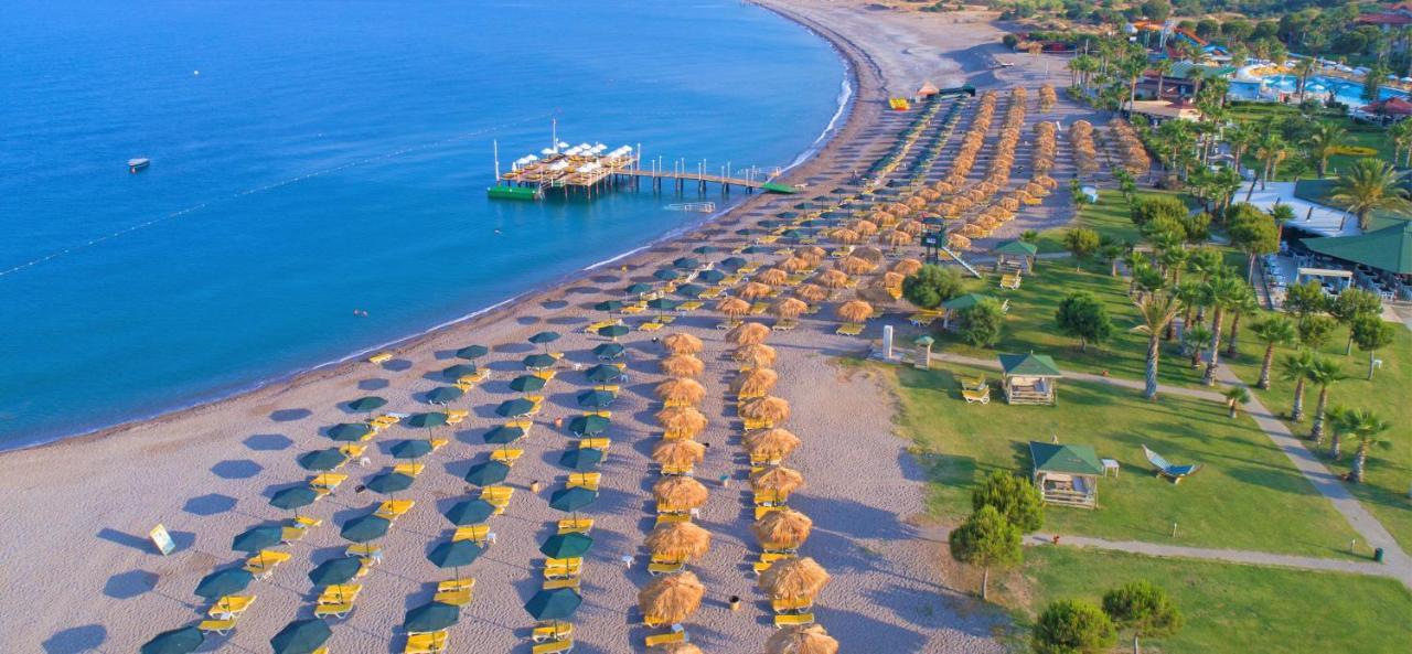فندق جوستنيانو كلوب بارك كونتي أوكورجالر المظهر الخارجي الصورة